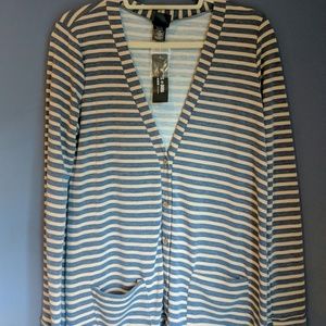 NWT Agnes & Dora Essential Cardigan